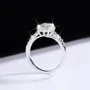 Radiantschliff Moissanite Diamantweiß 925er Sterlingsilber Halo Verlobungsring
